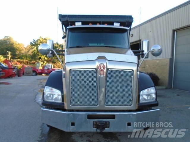 Kenworth T 880 شاحنات قلابة