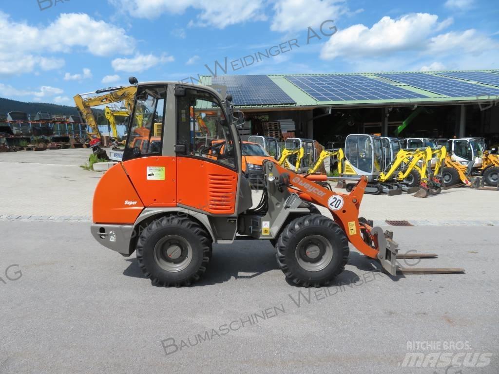 Atlas AR 35 لوادر بعجل
