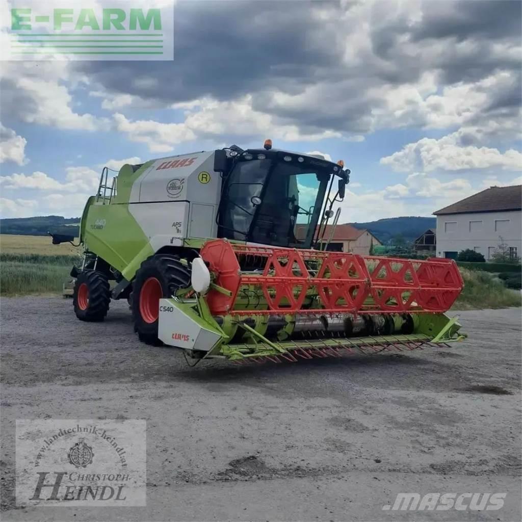 CLAAS tucano 440 حصادات