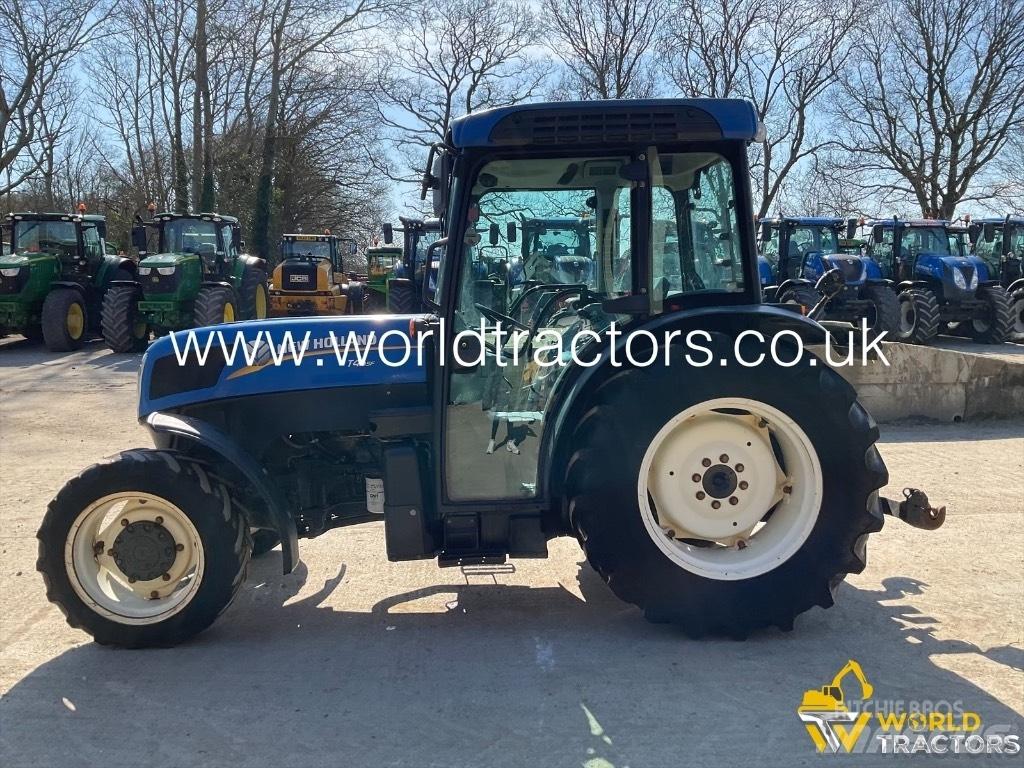 New Holland T 4.95 F الجرارات