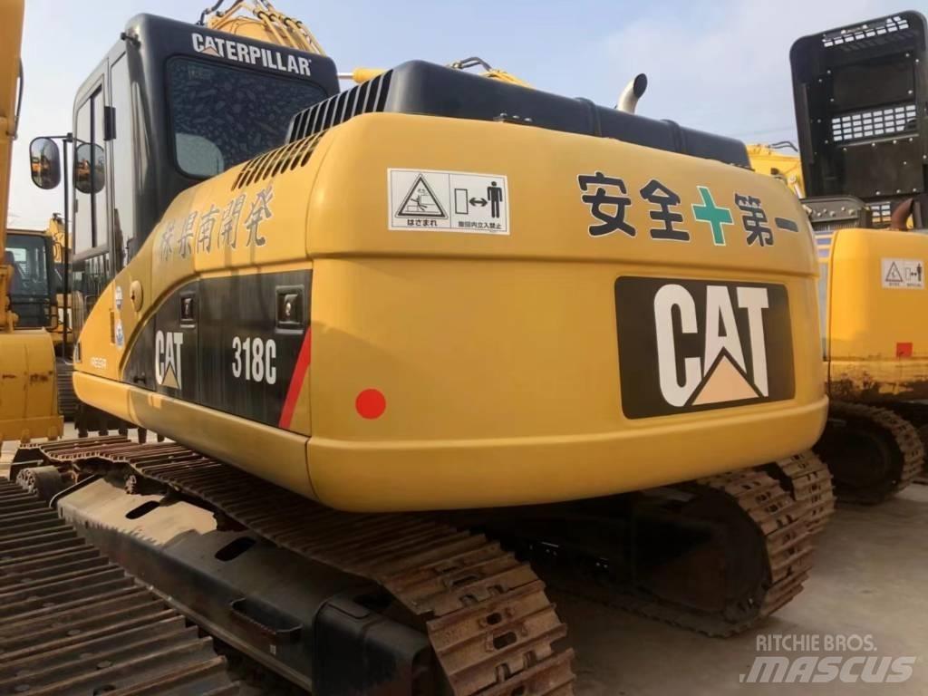 CAT 318C حفارات زحافة