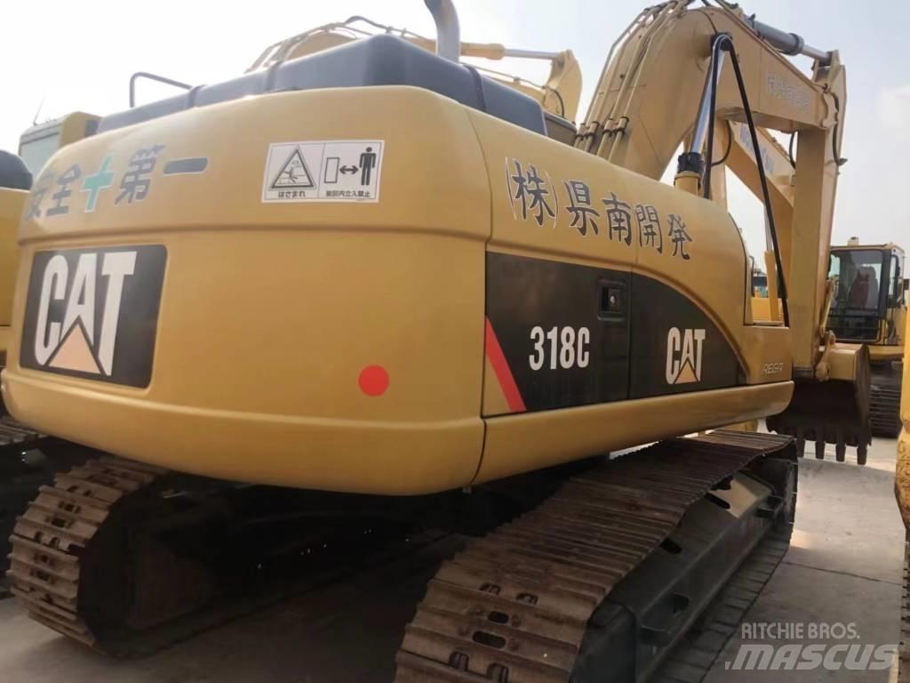 CAT 318C حفارات زحافة