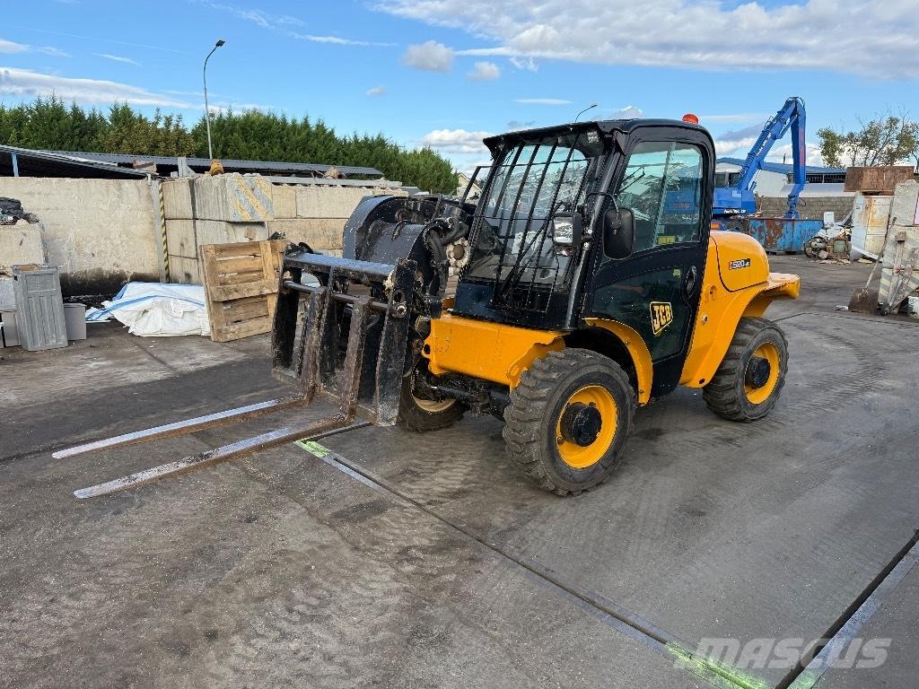 JCB 520-40 مناولات متداخلة