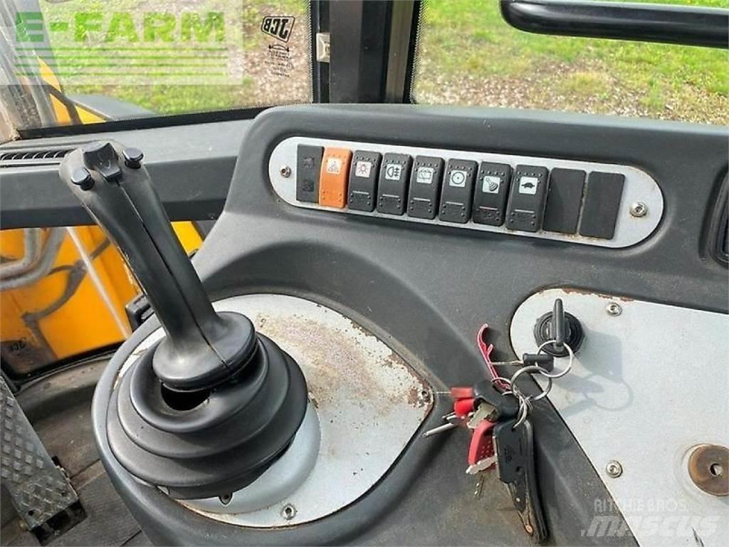 JCB 426e agri ht حفارات صغيرة أقل من 7 طن (حفارات صغيرة)