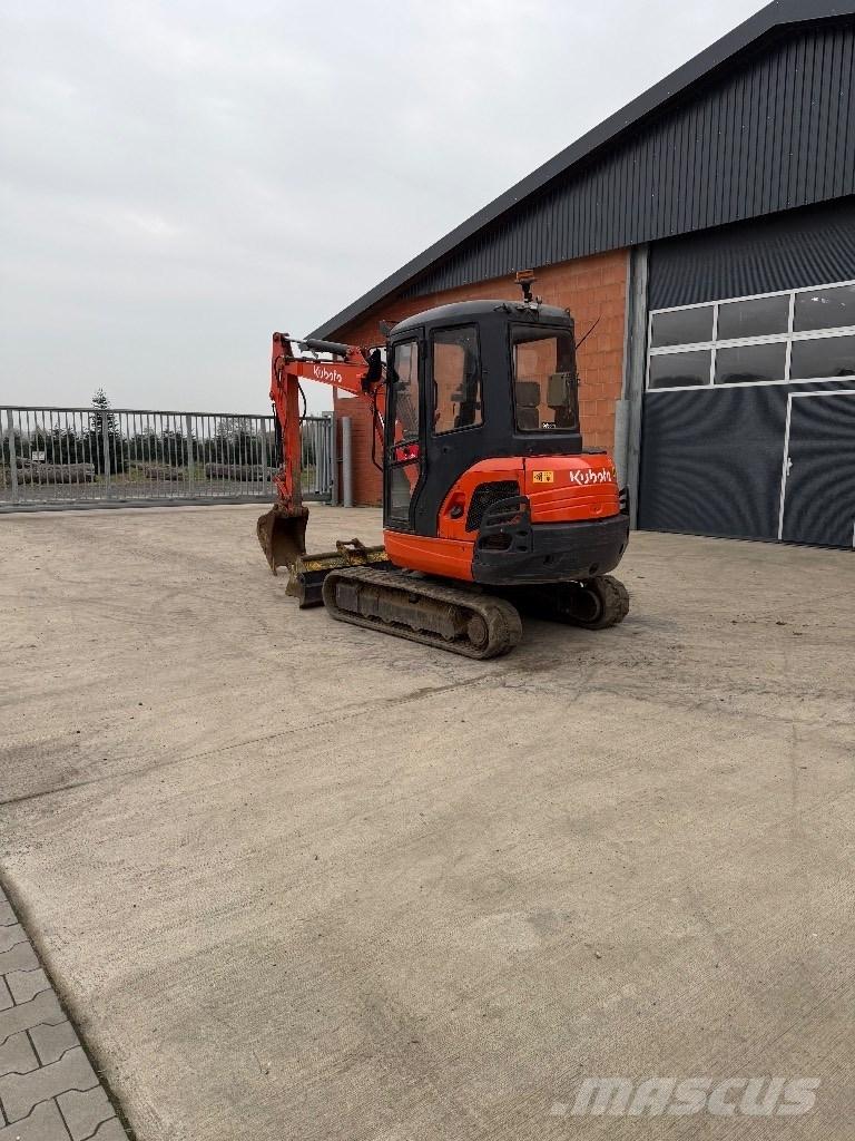 Kubota KX 101-3 A 2 حفارات صغيرة أقل من 7 طن (حفارات صغيرة)