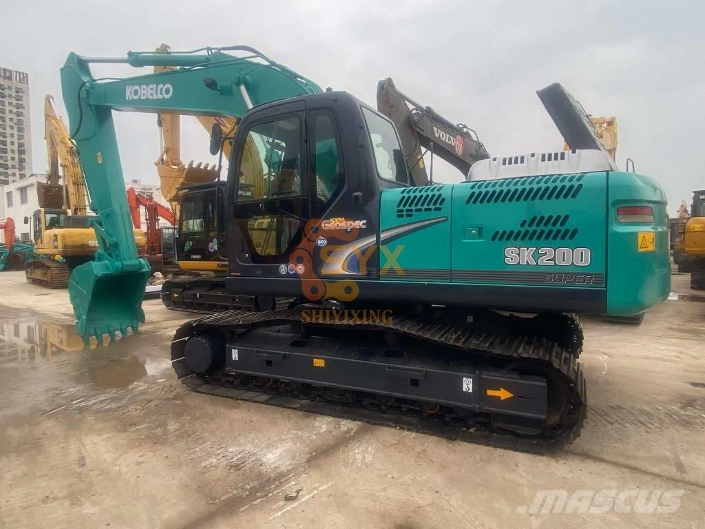 Kobelco SK 200-8 حفارات زحافة
