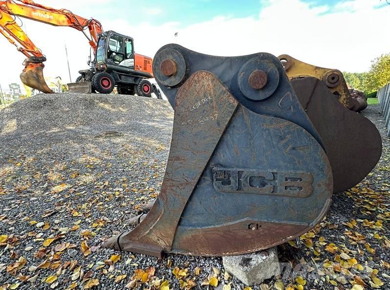 JCB JS 200 جرافات عكسية