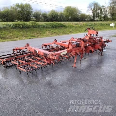 Krone 6M زلاقات ميدانية