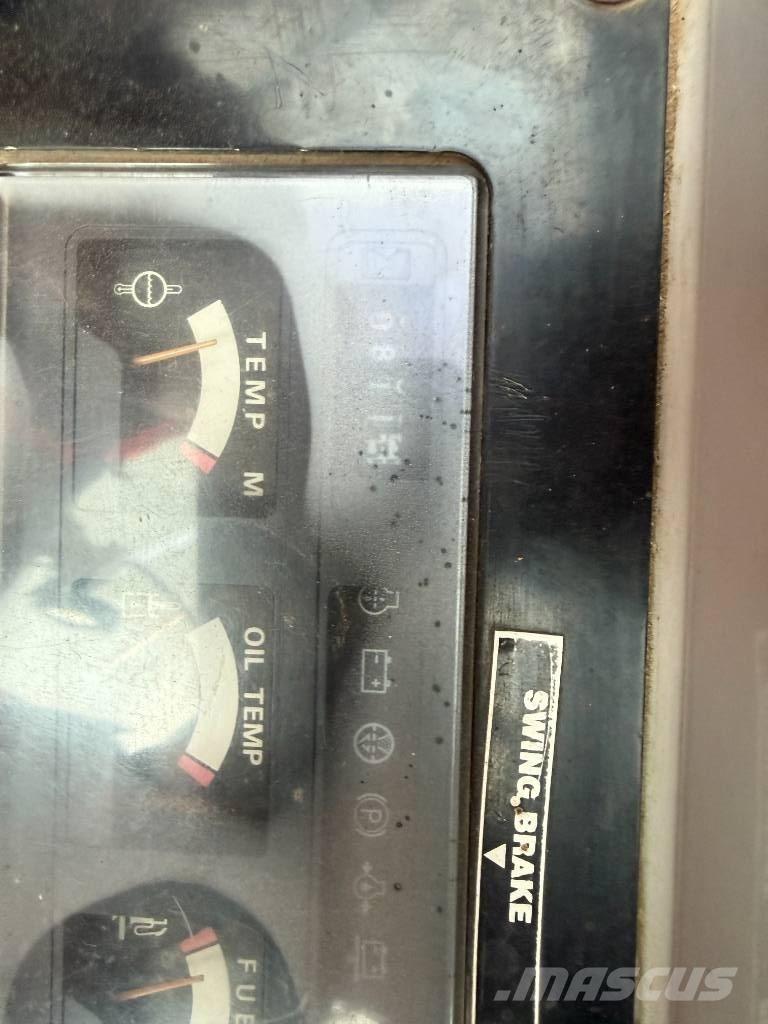 Sumitomo SC700-5 رافعات مجنزرة