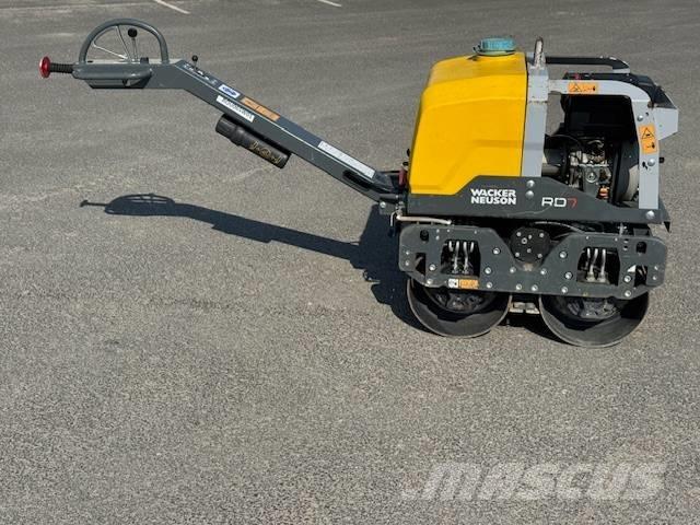 Wacker Neuson RD 7 مداحل ثنائية الاسطوانة