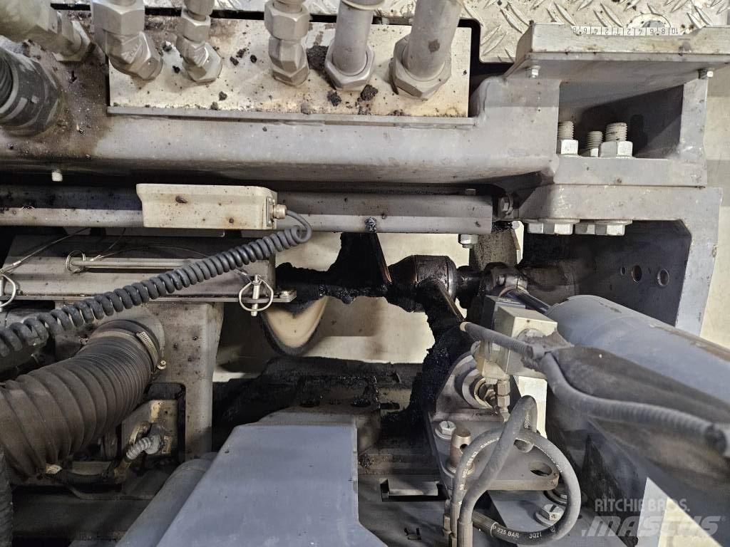 Vögele SUPER 1800-3i معدات السفلتة