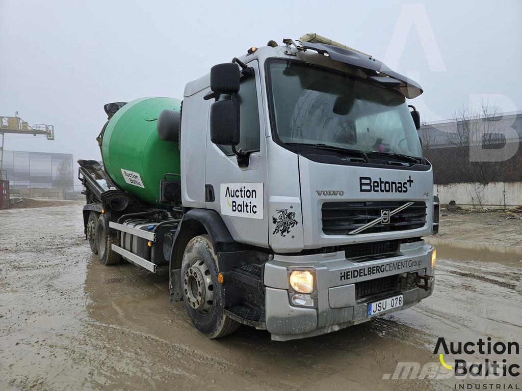 Volvo FE320 شاحنات خرسانة