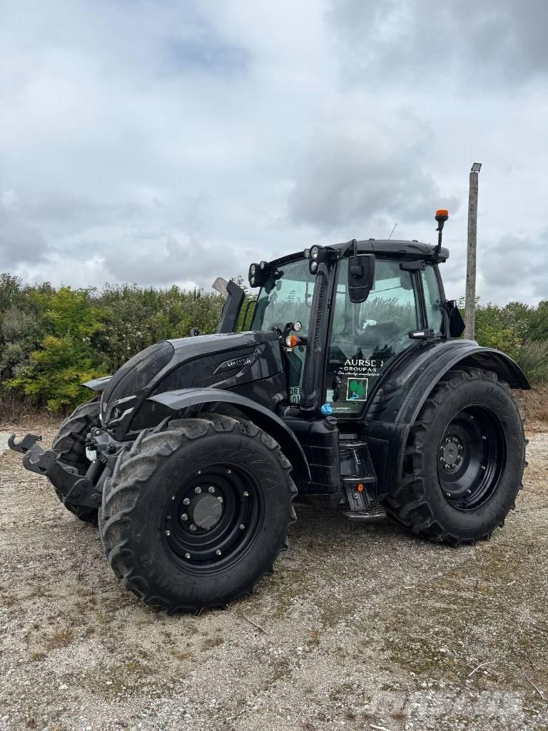 Valtra N 155 EA الجرارات