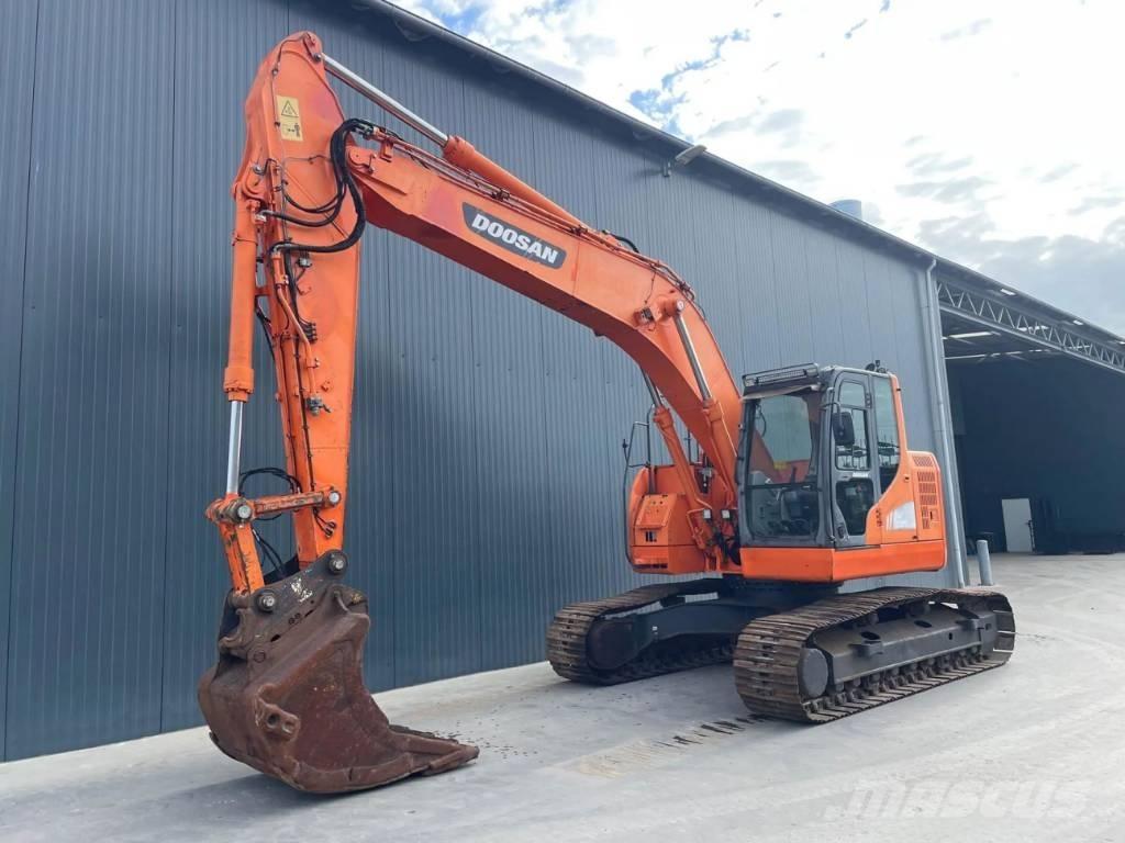 Doosan DX235LCR حفارات زحافة