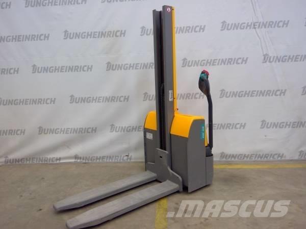 Jungheinrich EMC 110 معدات التكديس الجوالة