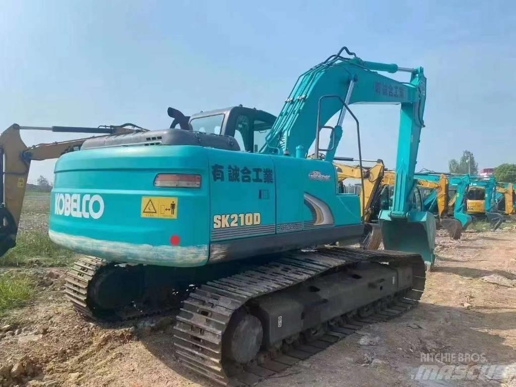 Kobelco SK 210 D حفارات زحافة