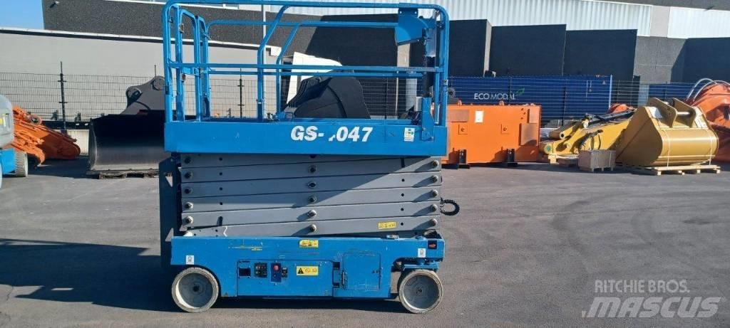GENIE GS4047 رافعات مقصية الشكل
