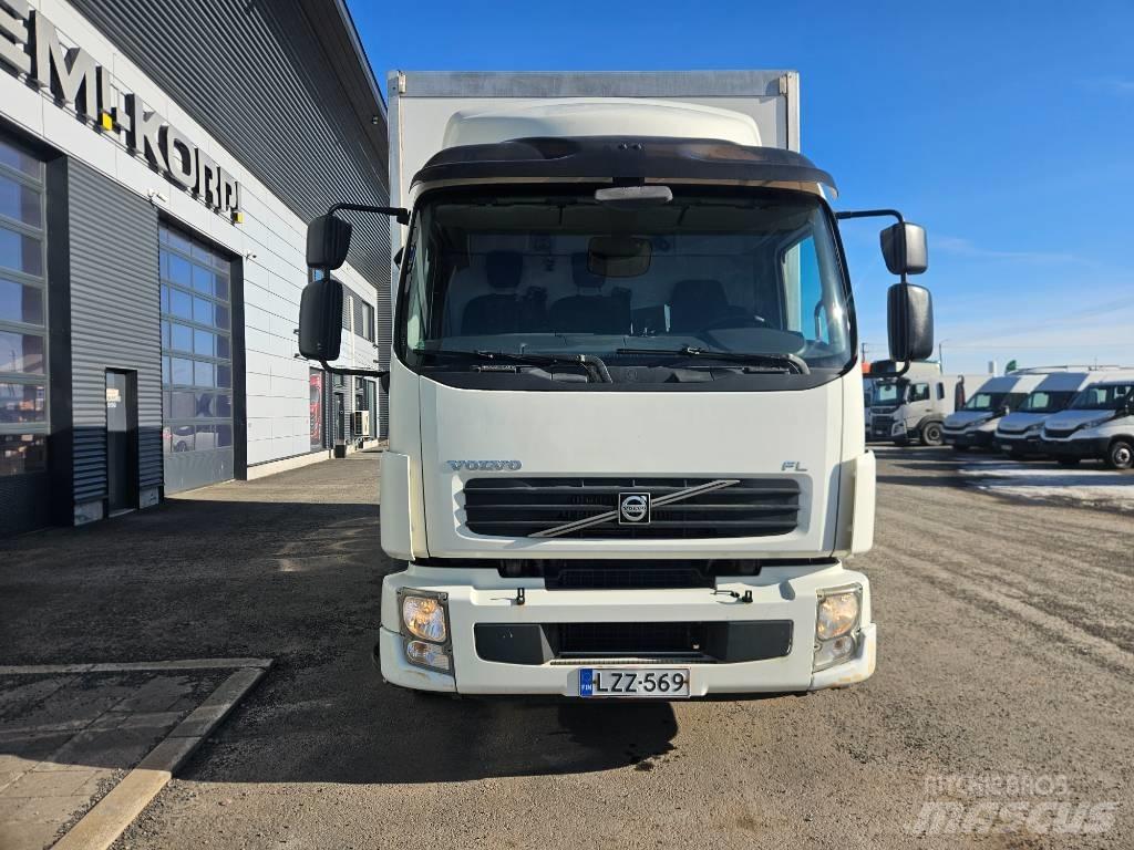 Volvo FL6 شاحنات ذات هيكل صندوقي