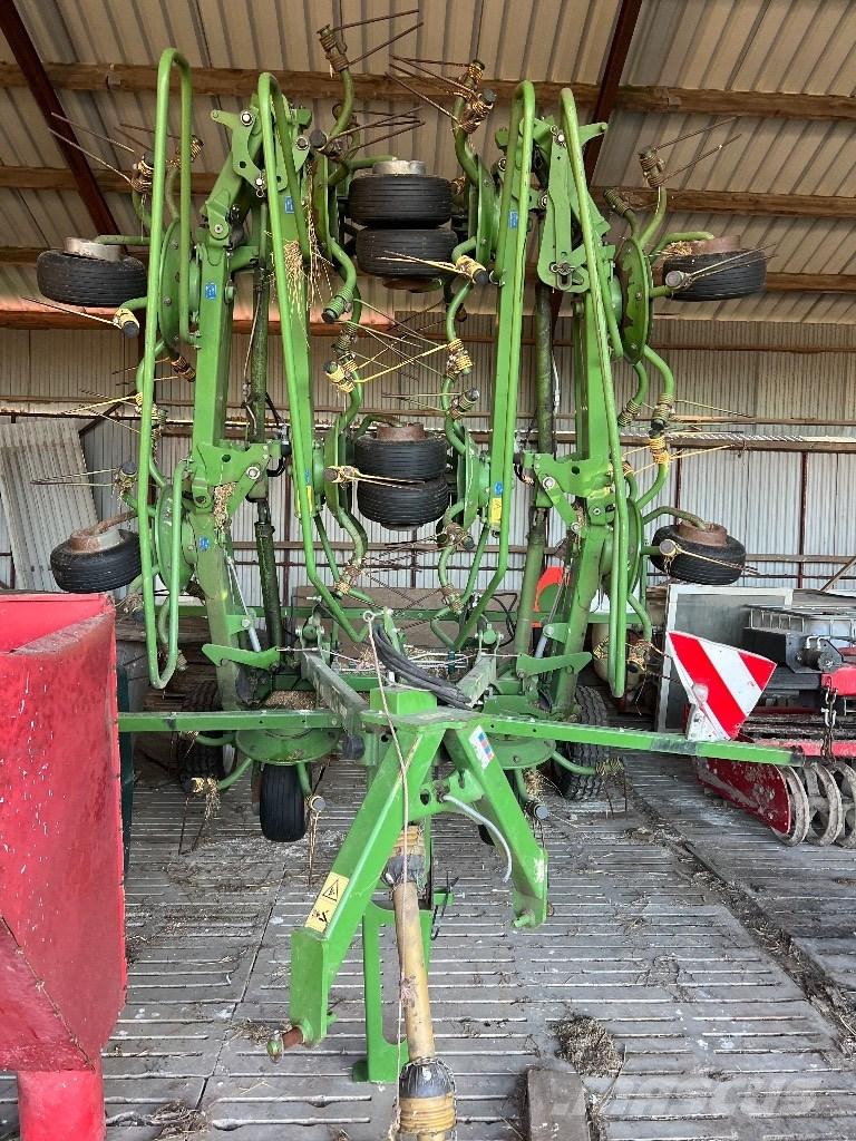 Krone KWT 11.22/10 مكابس وميبسات التبن