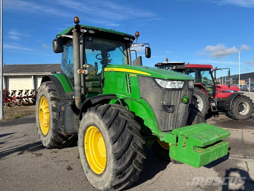 John Deere 7260 R الجرارات