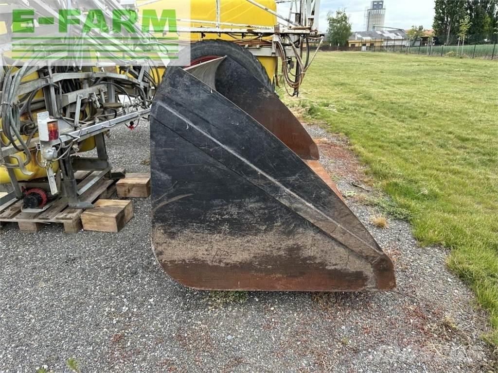 Manitou 741-140 v+ معدات مناولة لأغراض الزراعة