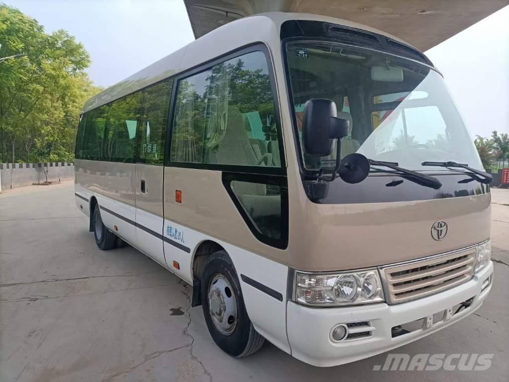 Toyota Coaster Bus حافلة صغيرة