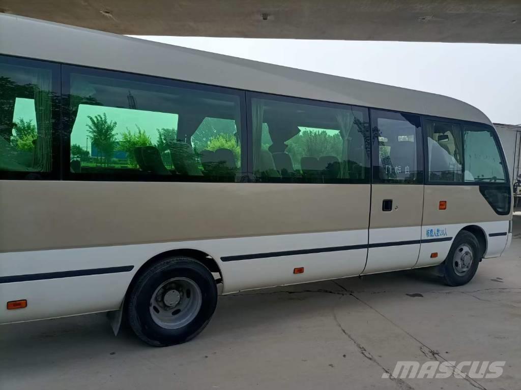 Toyota Coaster Bus حافلة صغيرة