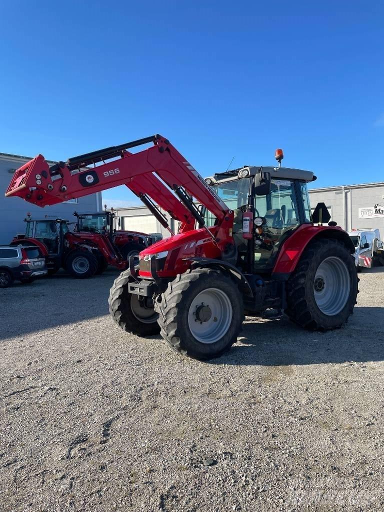 Massey Ferguson 5613 الجرارات