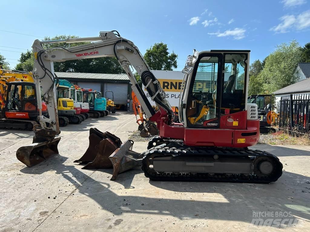 Takeuchi TB 280 FR حفارات وسط 7 طن - 12 طن