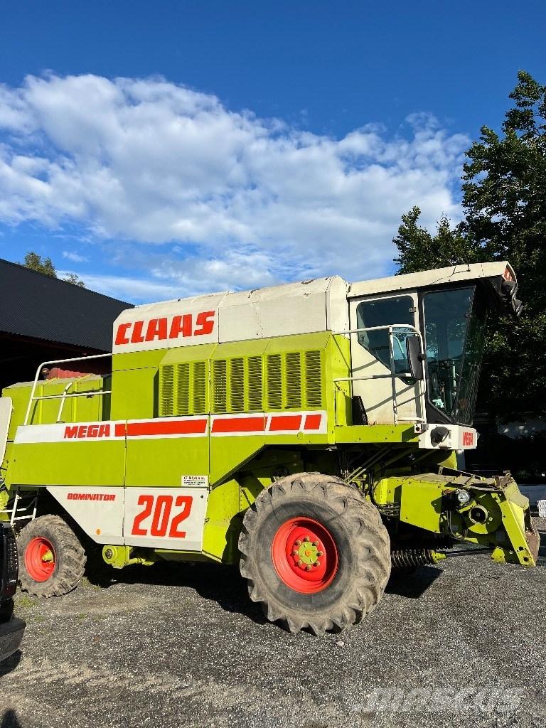 CLAAS Mega 202 حصادات