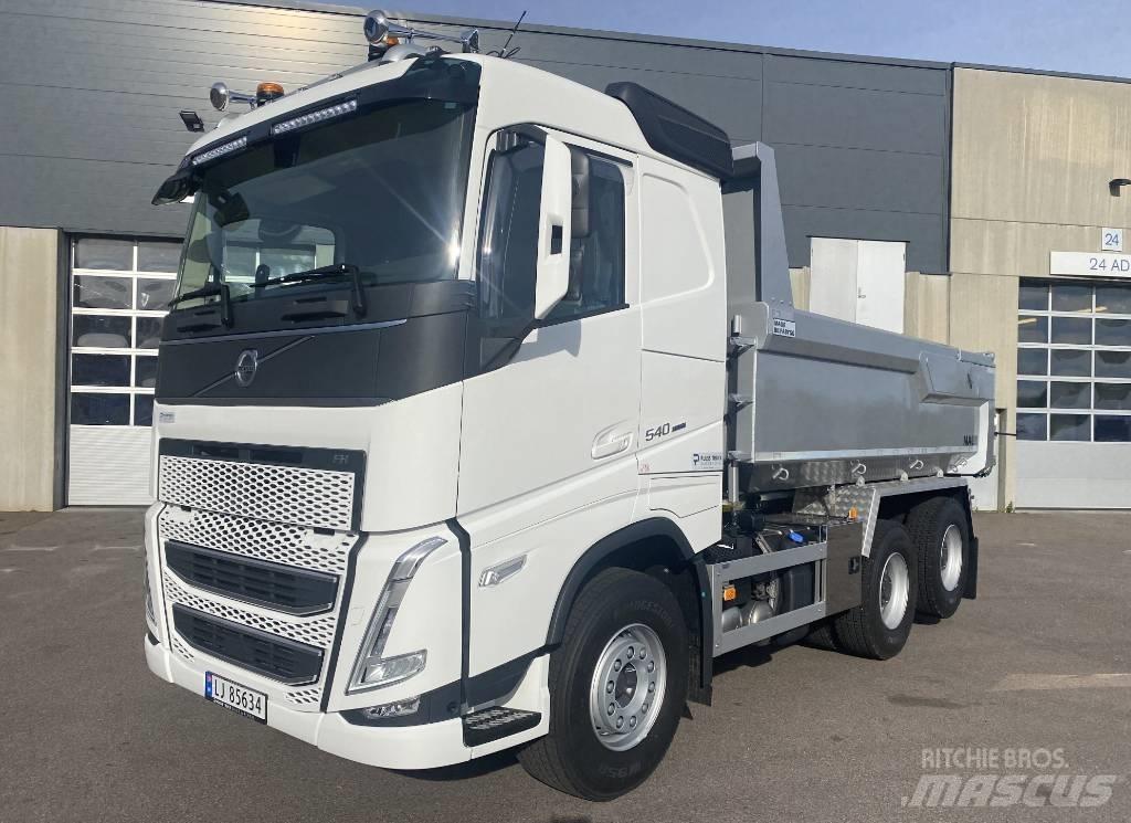 Volvo FH540 6x4 شاحنات قلابة