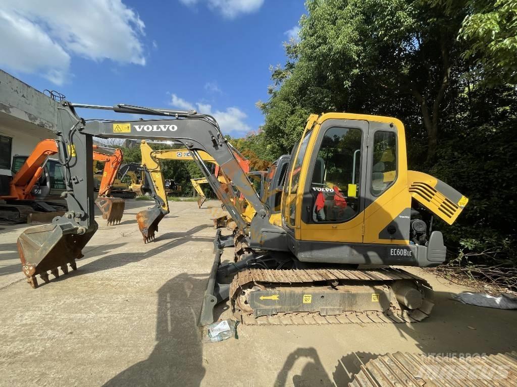 Volvo EC 60 B حفارات زحافة