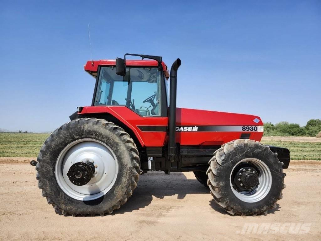 Case IH 8930 الجرارات