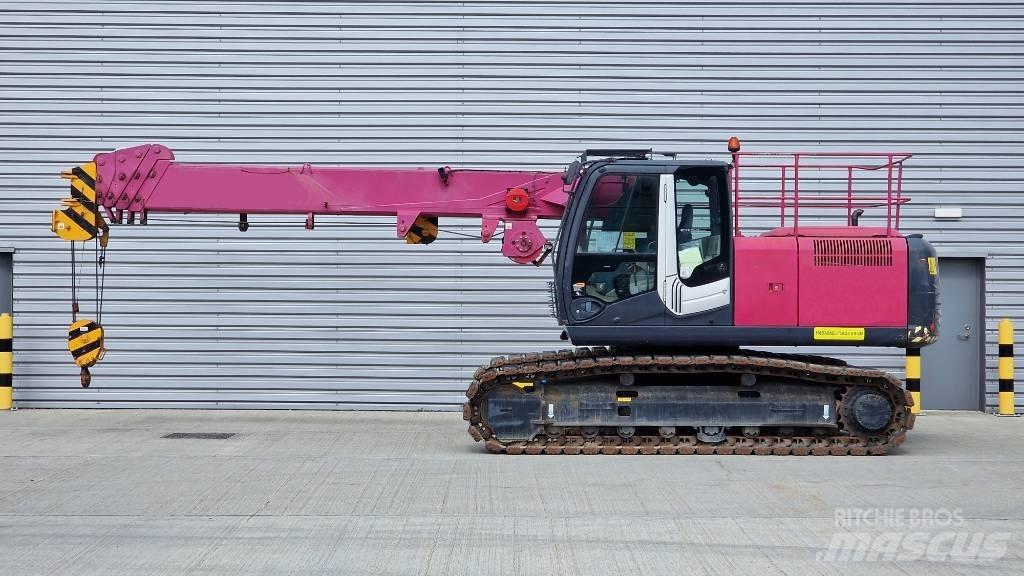 Hitachi ZX 210 LC-3 رافعات مجنزرة