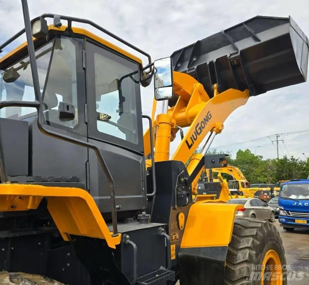 LiuGong 862 H لوادر بعجل