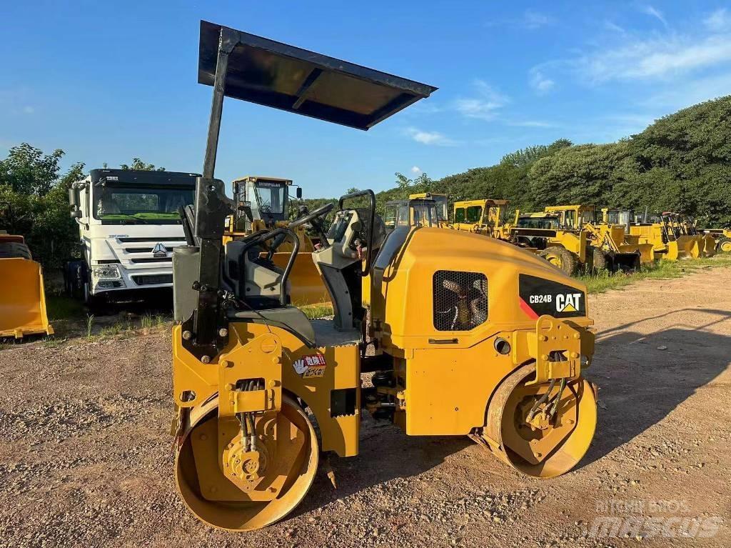 CAT CB 24 B مداحل ثنائية الاسطوانة