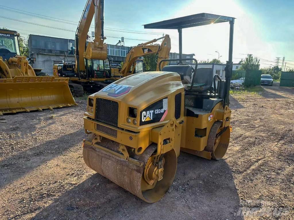 CAT CB 24 B مداحل ثنائية الاسطوانة