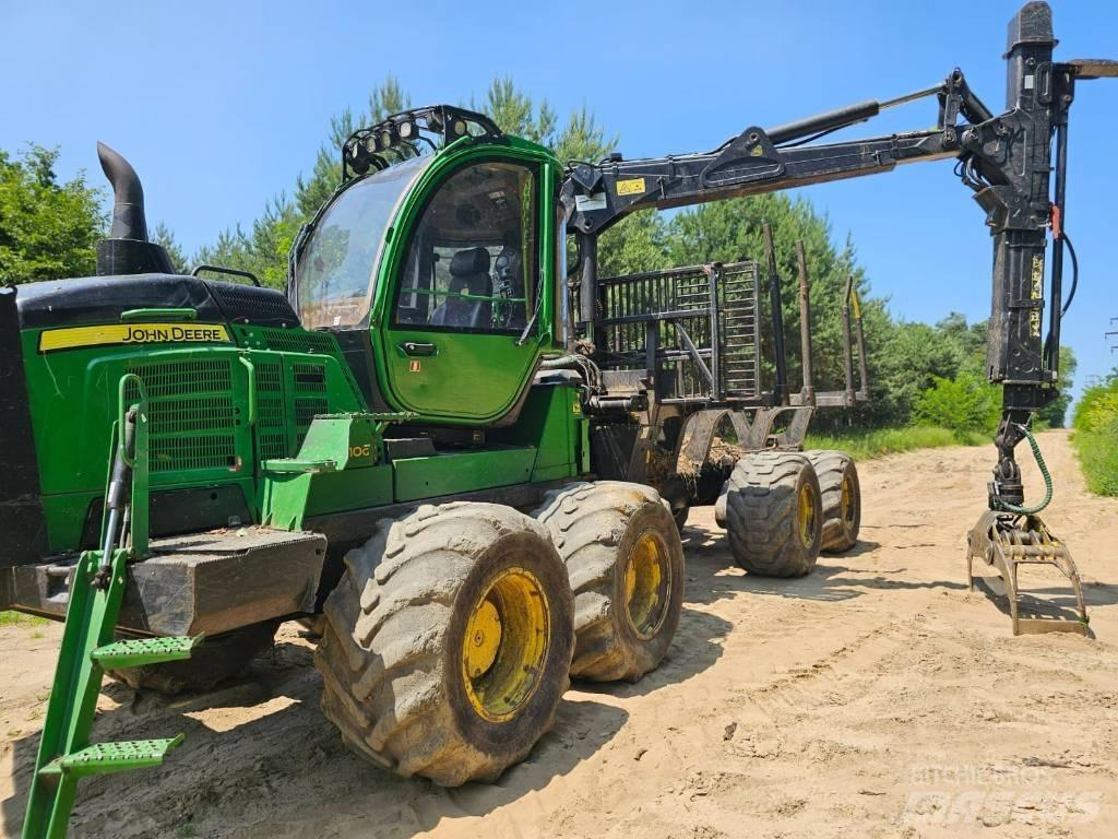 John Deere 1210 G شاحنات
