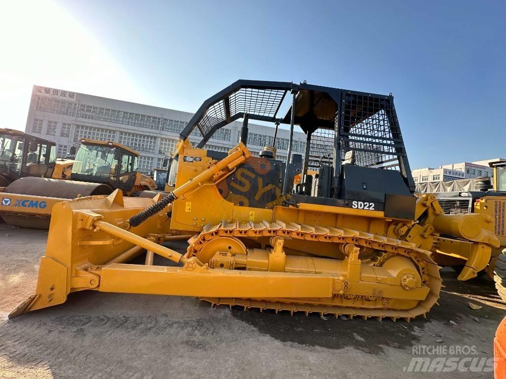 Shantui SD 22 F بلدوزرات مجنزرة