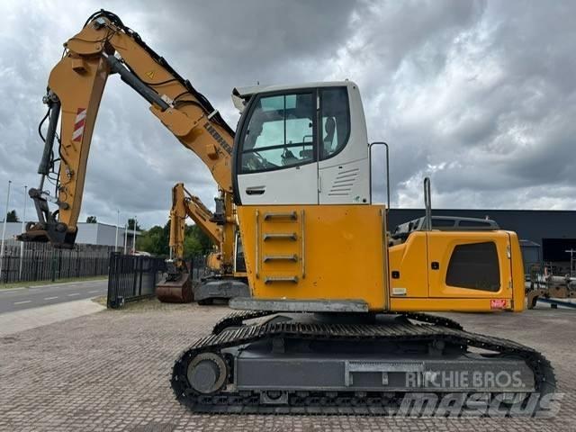 Liebherr LH 22 C مناولات المخلفات / مناولات صناعية