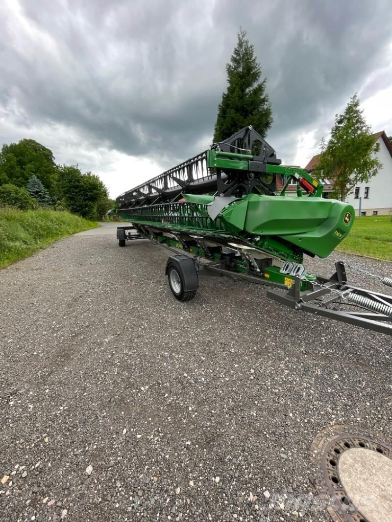 John Deere S780i حصادات