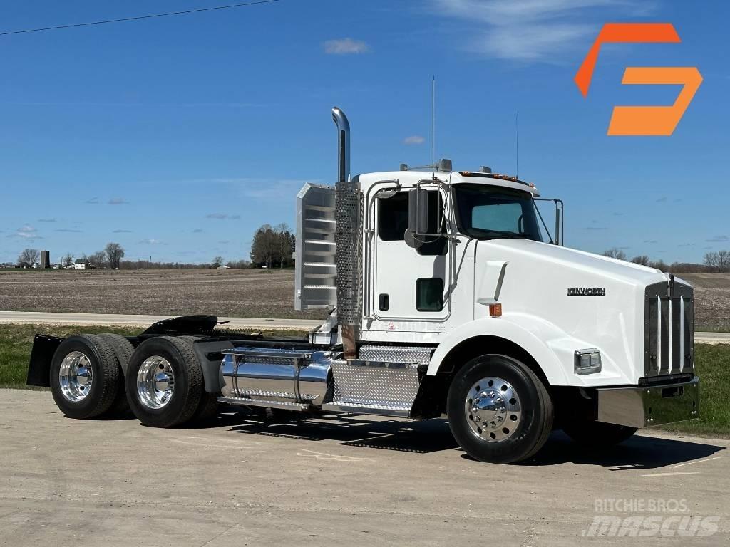 Kenworth T800 وحدات الجر