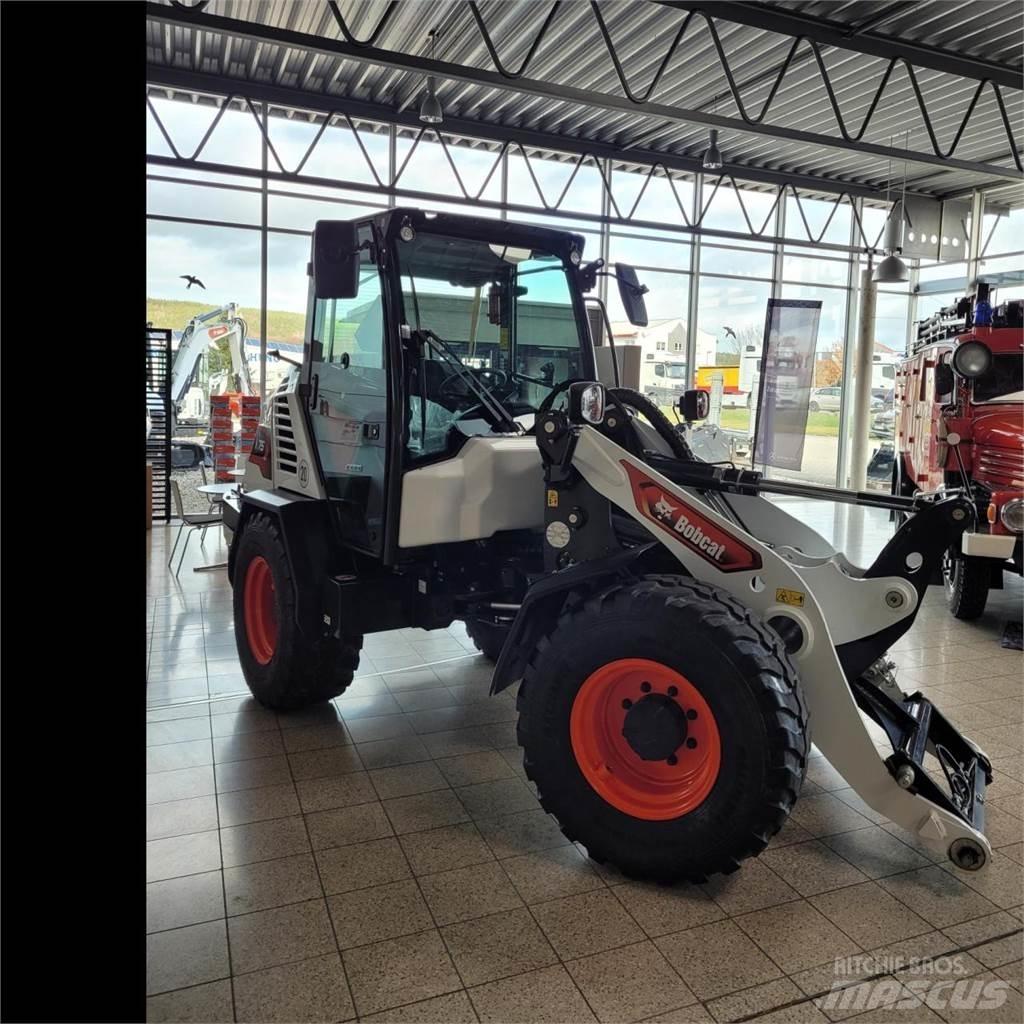 Bobcat L75 لوادر بعجل