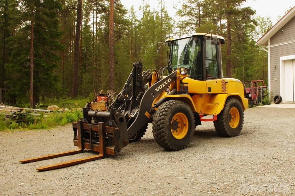 Volvo L 35 G لوادر بعجل