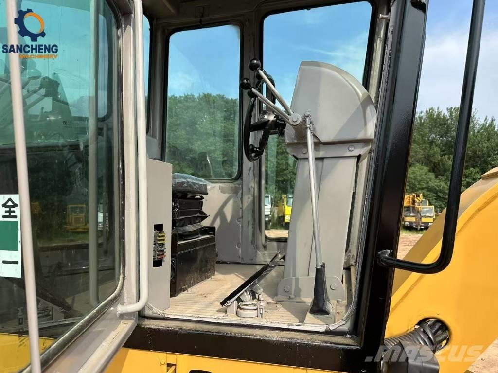 CAT 140K معدات تمهيد الطرق