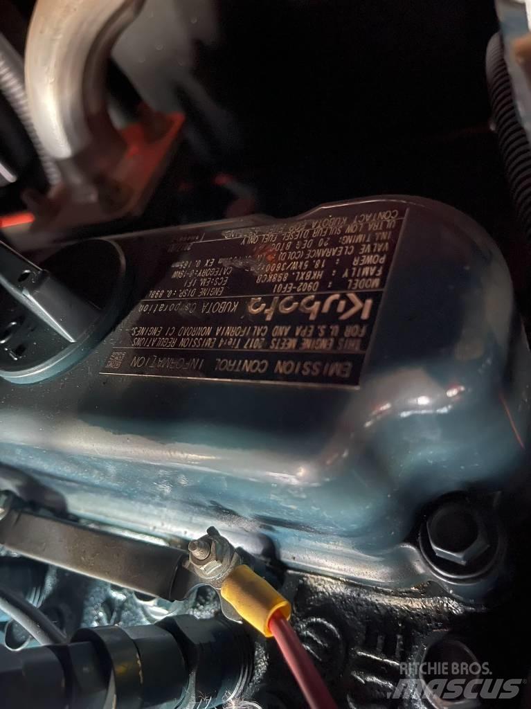 Kubota V3800-T مولدات ديزل
