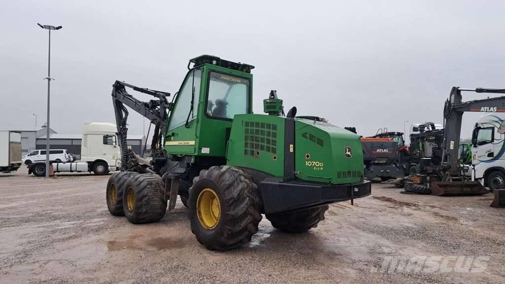 John Deere 1070 D حصادات