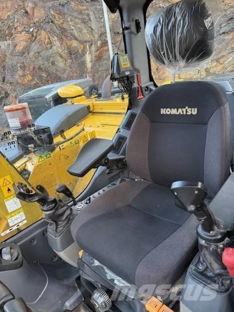 Komatsu PC78US-11 حفارات وسط 7 طن - 12 طن