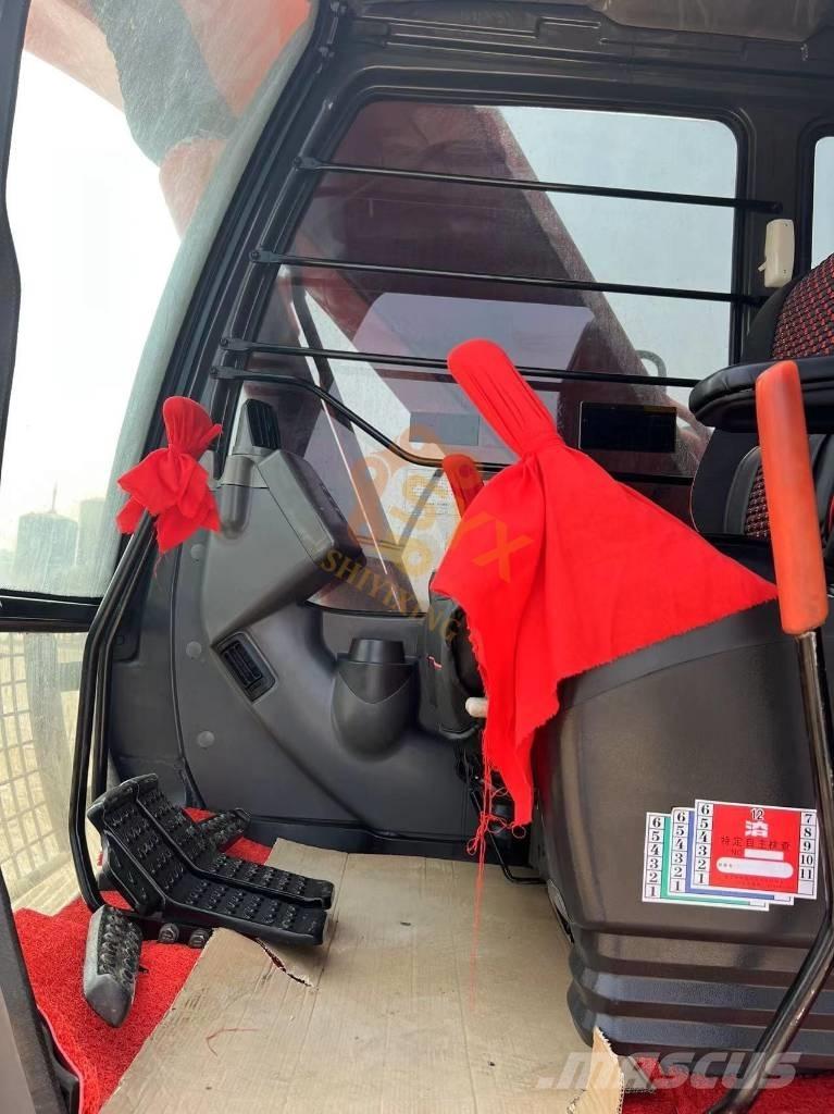 Hitachi ZX 200-3G حفارات زحافة