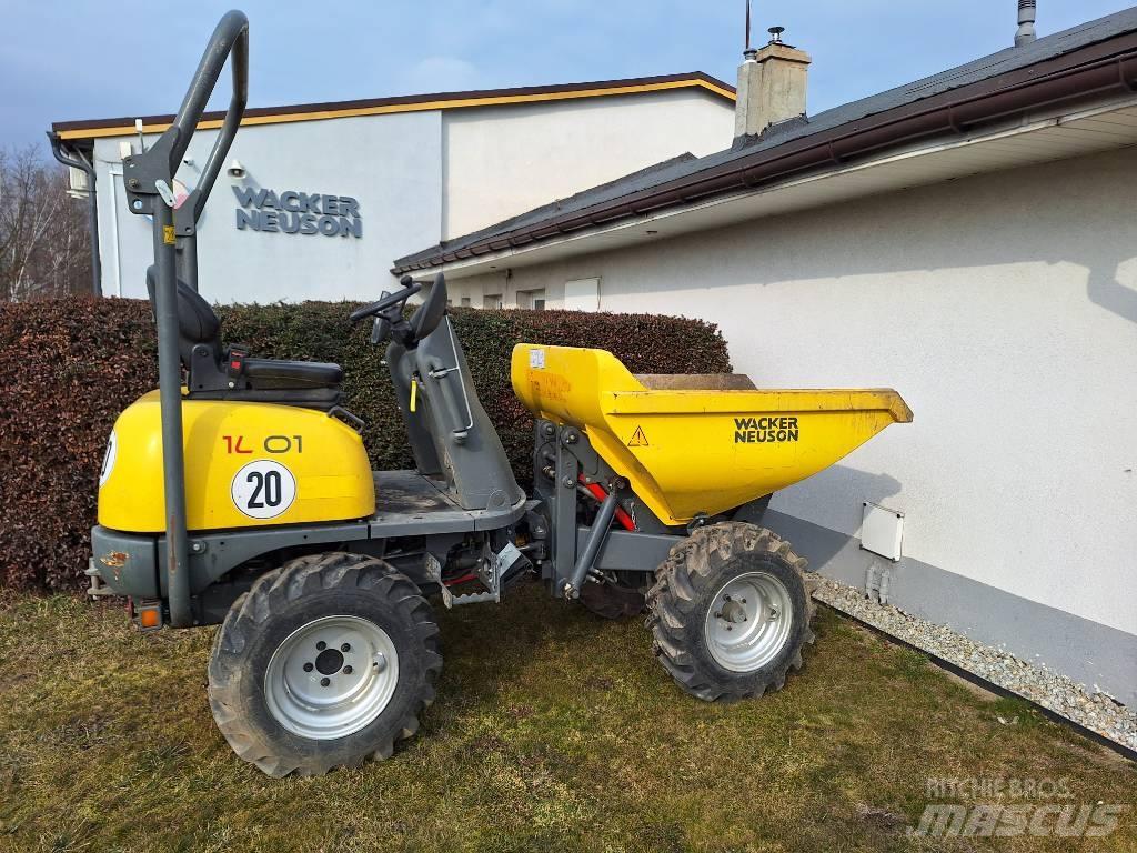 Wacker Neuson 1601 عربات نقل قلابة للمواقع